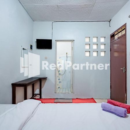 Nafisa Homestay Syariah Near Jatim Park 3 Batu Mitra Reddoorz Malang Kültér fotó