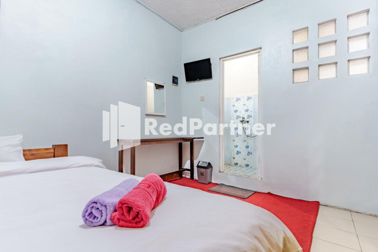 Nafisa Homestay Syariah Near Jatim Park 3 Batu Mitra Reddoorz Malang Kültér fotó
